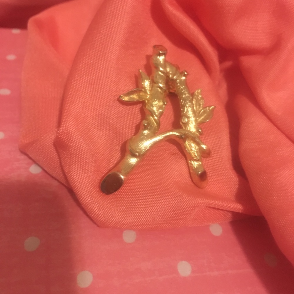 Sarah Coventry vintage letter A brooch